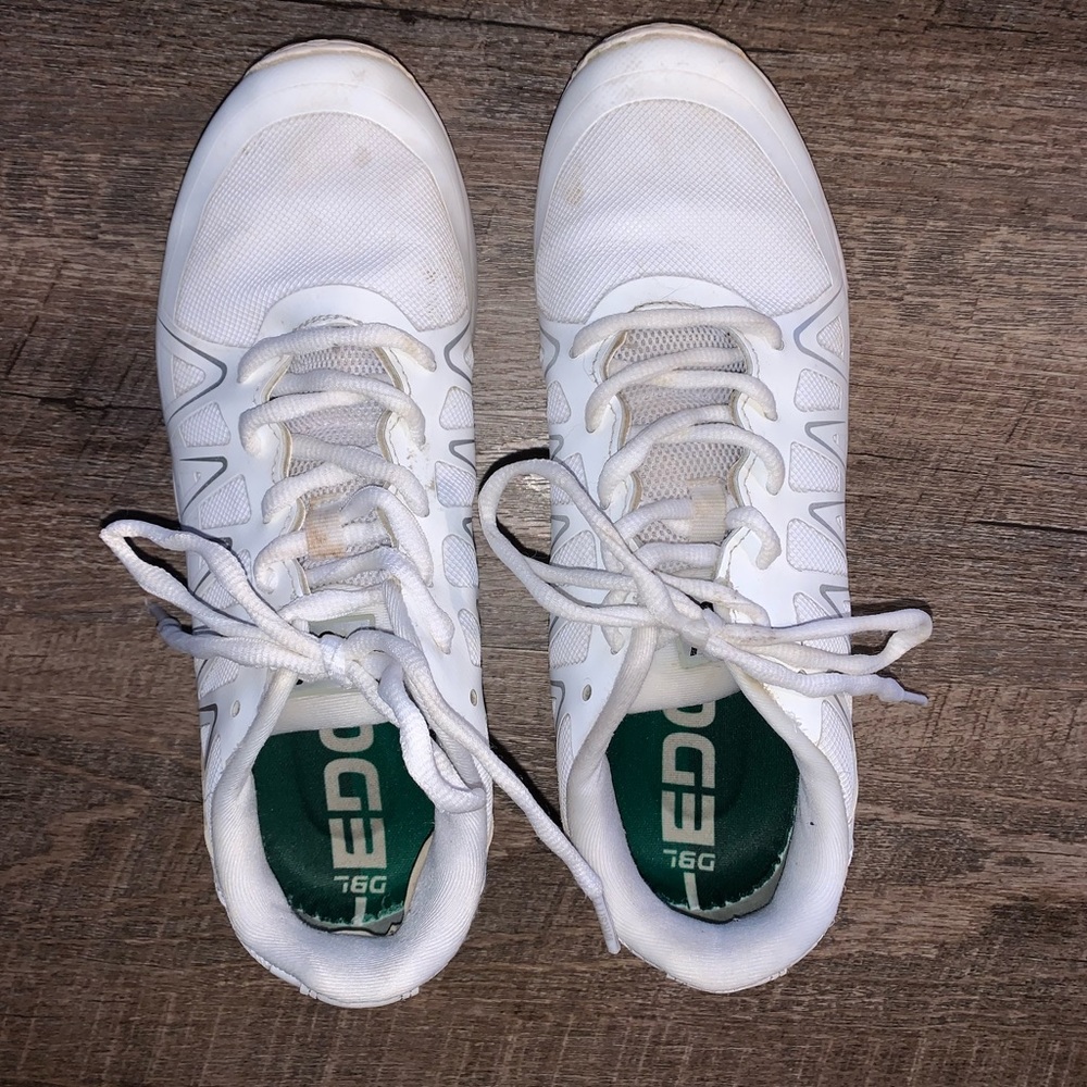 WHITE VARSITY CHEER SHOES!!